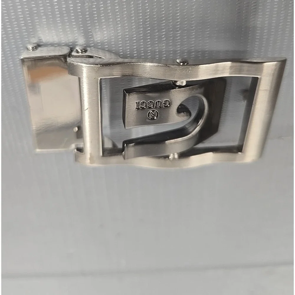 Gucci G Logo Clip